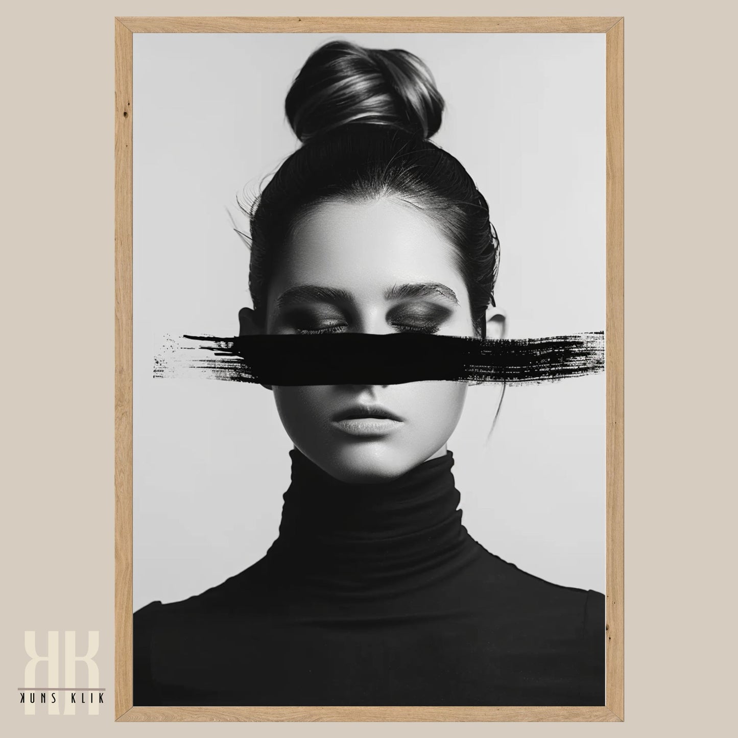 Modern Black and White Abstract Fashion Wall Decor