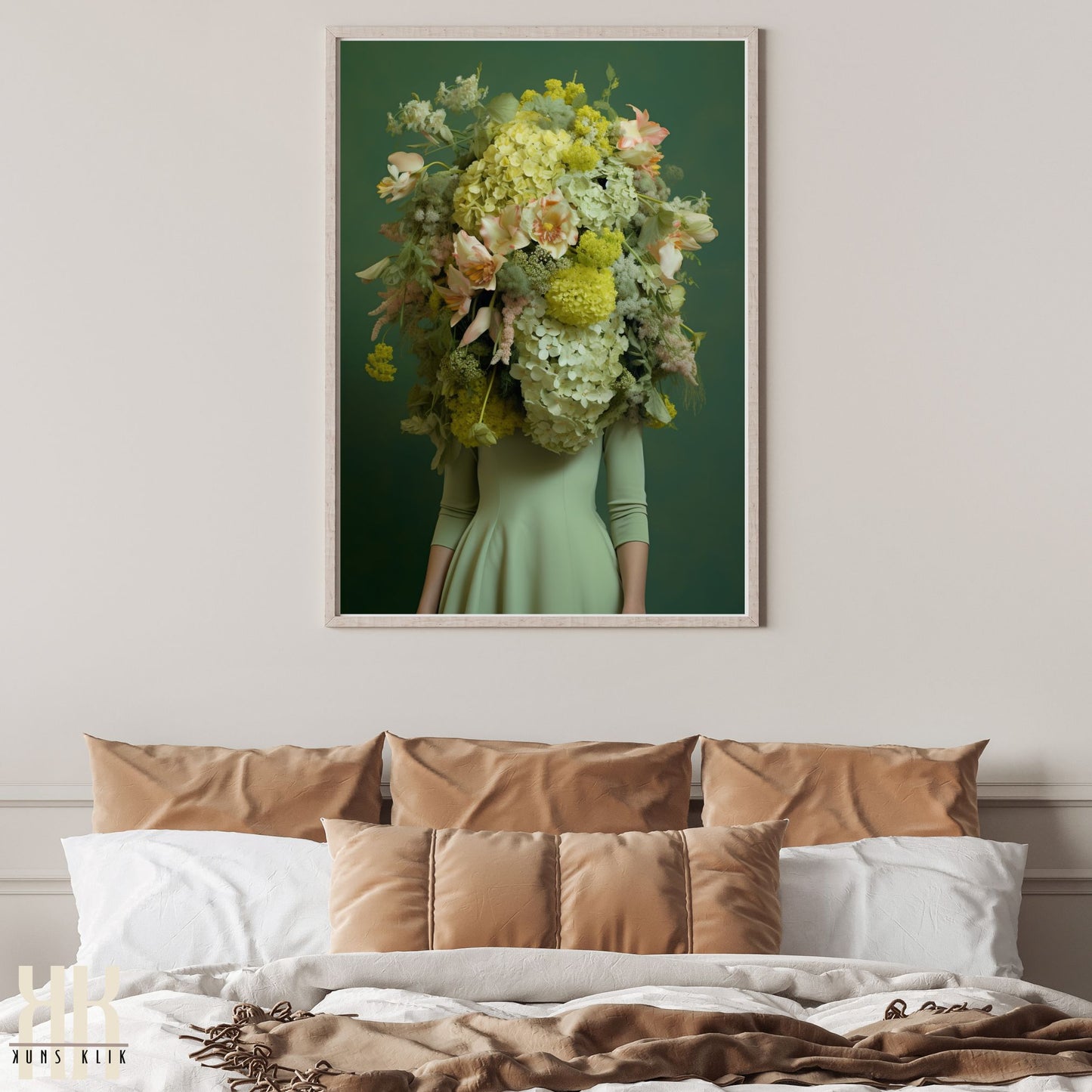 Woman Flower Bouquet Head Feminine Wall Art - Green 1